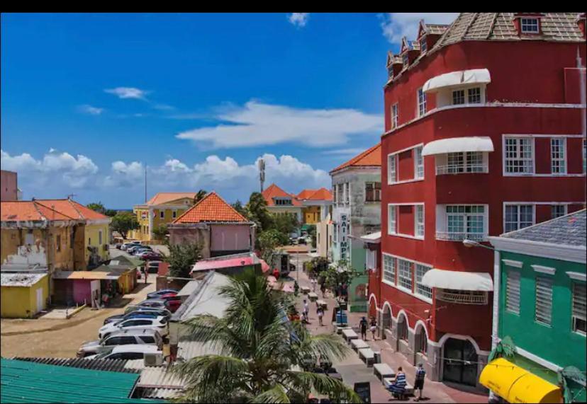 City Views Spacious Mezzanine Apartments Willemstad Exterior foto